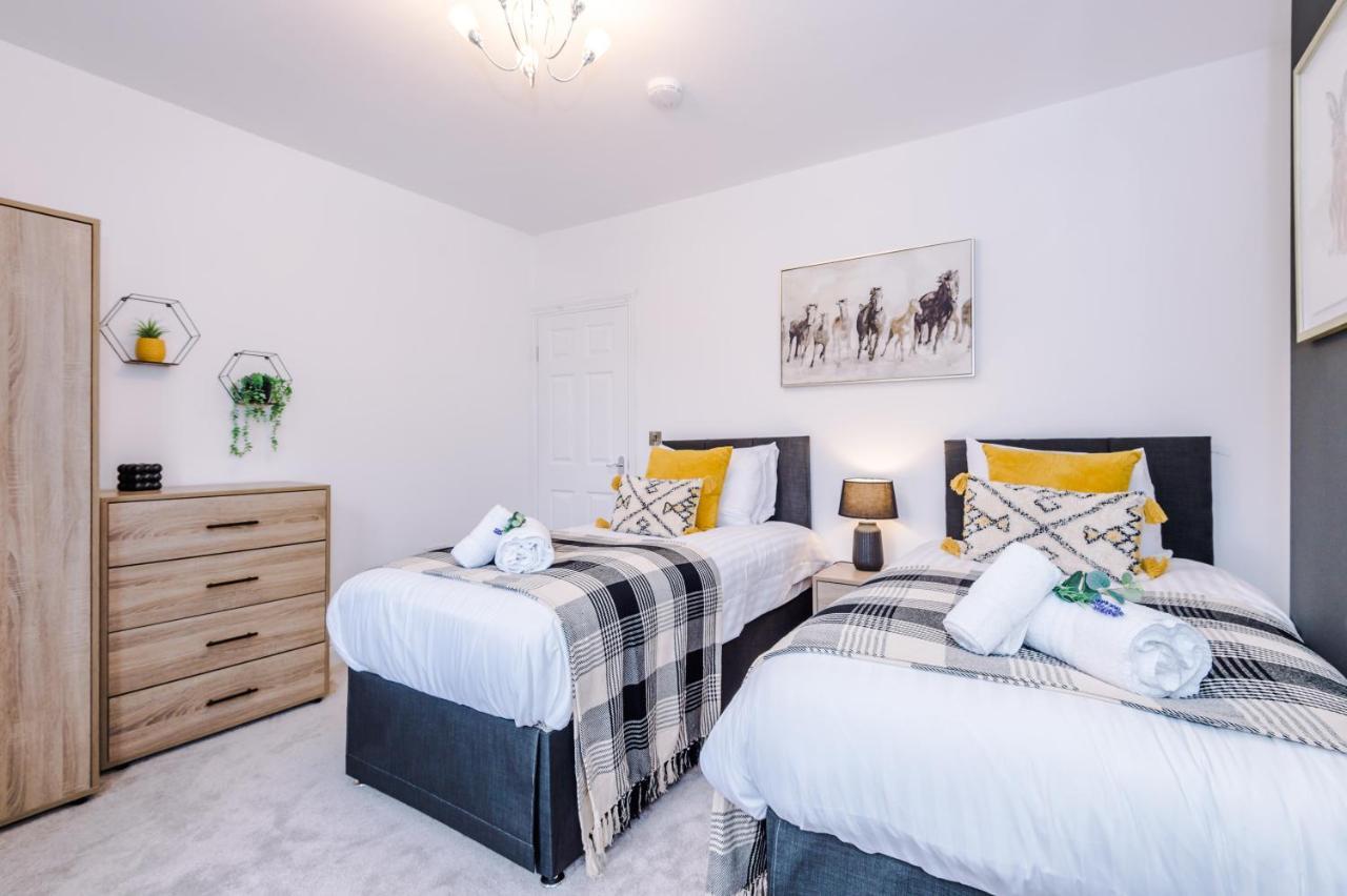 Stunning 3-Bed Home In Nantwich By 53 Degrees Property - Amazing Location, Ideal For Groups - Sleeps 6 Dış mekan fotoğraf