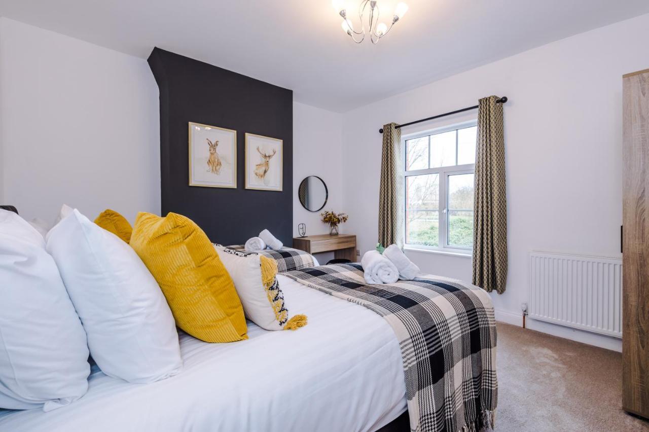 Stunning 3-Bed Home In Nantwich By 53 Degrees Property - Amazing Location, Ideal For Groups - Sleeps 6 Dış mekan fotoğraf