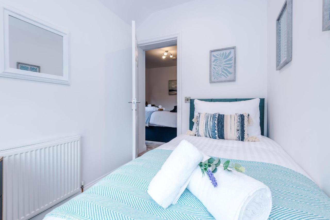 Stunning 3-Bed Home In Nantwich By 53 Degrees Property - Amazing Location, Ideal For Groups - Sleeps 6 Dış mekan fotoğraf