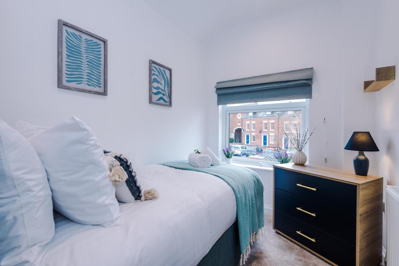 Stunning 3-Bed Home In Nantwich By 53 Degrees Property - Amazing Location, Ideal For Groups - Sleeps 6 Dış mekan fotoğraf