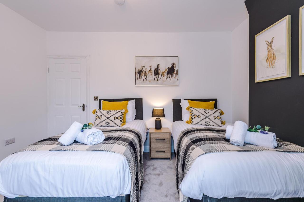 Stunning 3-Bed Home In Nantwich By 53 Degrees Property - Amazing Location, Ideal For Groups - Sleeps 6 Dış mekan fotoğraf